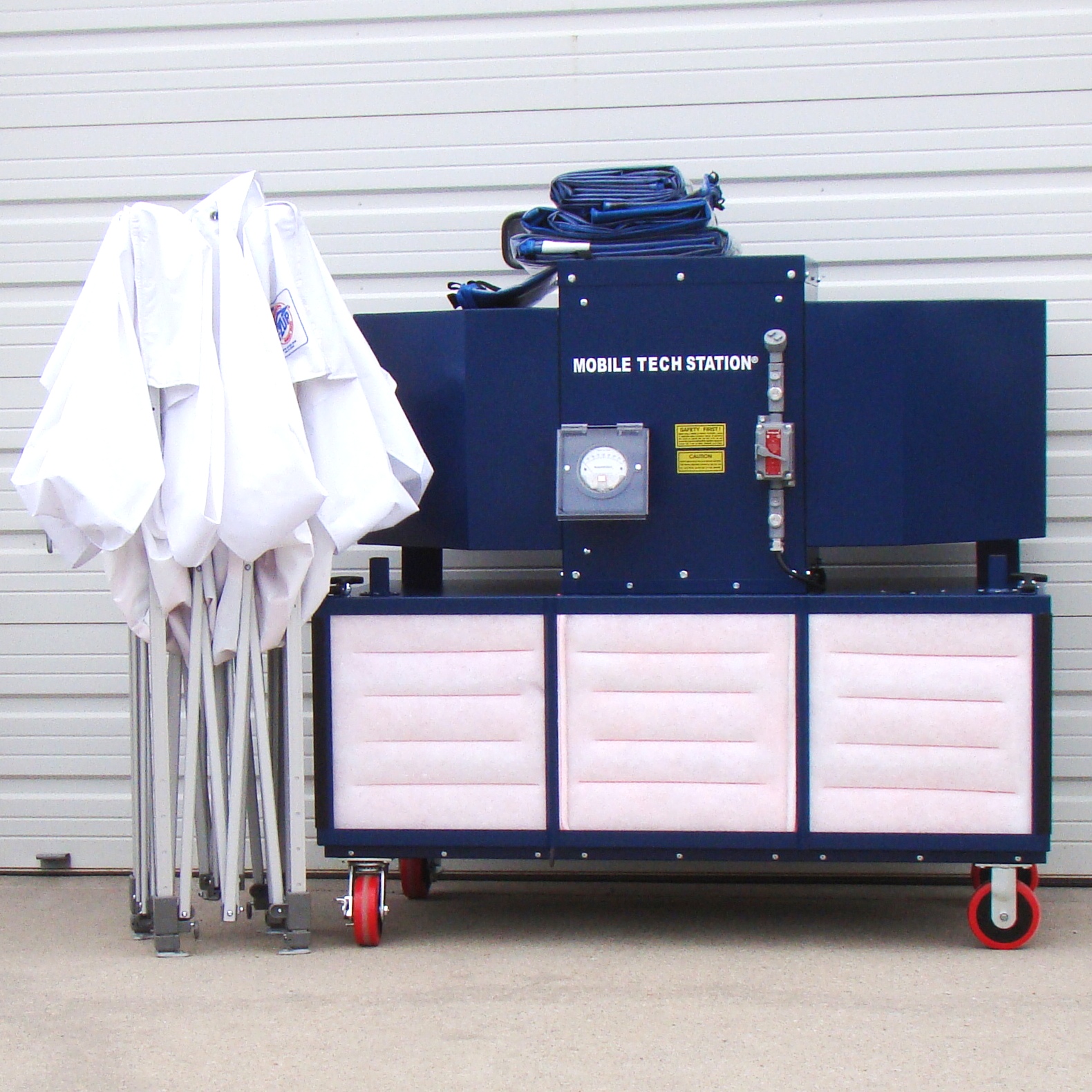 Mobile Pop-Up Enclosure